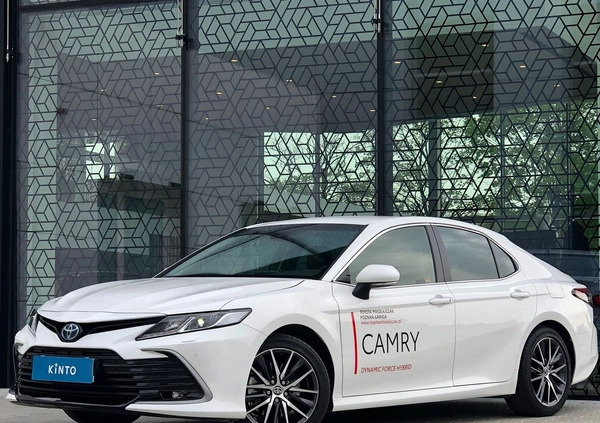 Toyota Camry cena 169900 przebieg: 7509, rok produkcji 2023 z Polanów małe 596